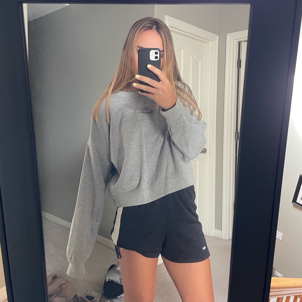 Nike crewneck